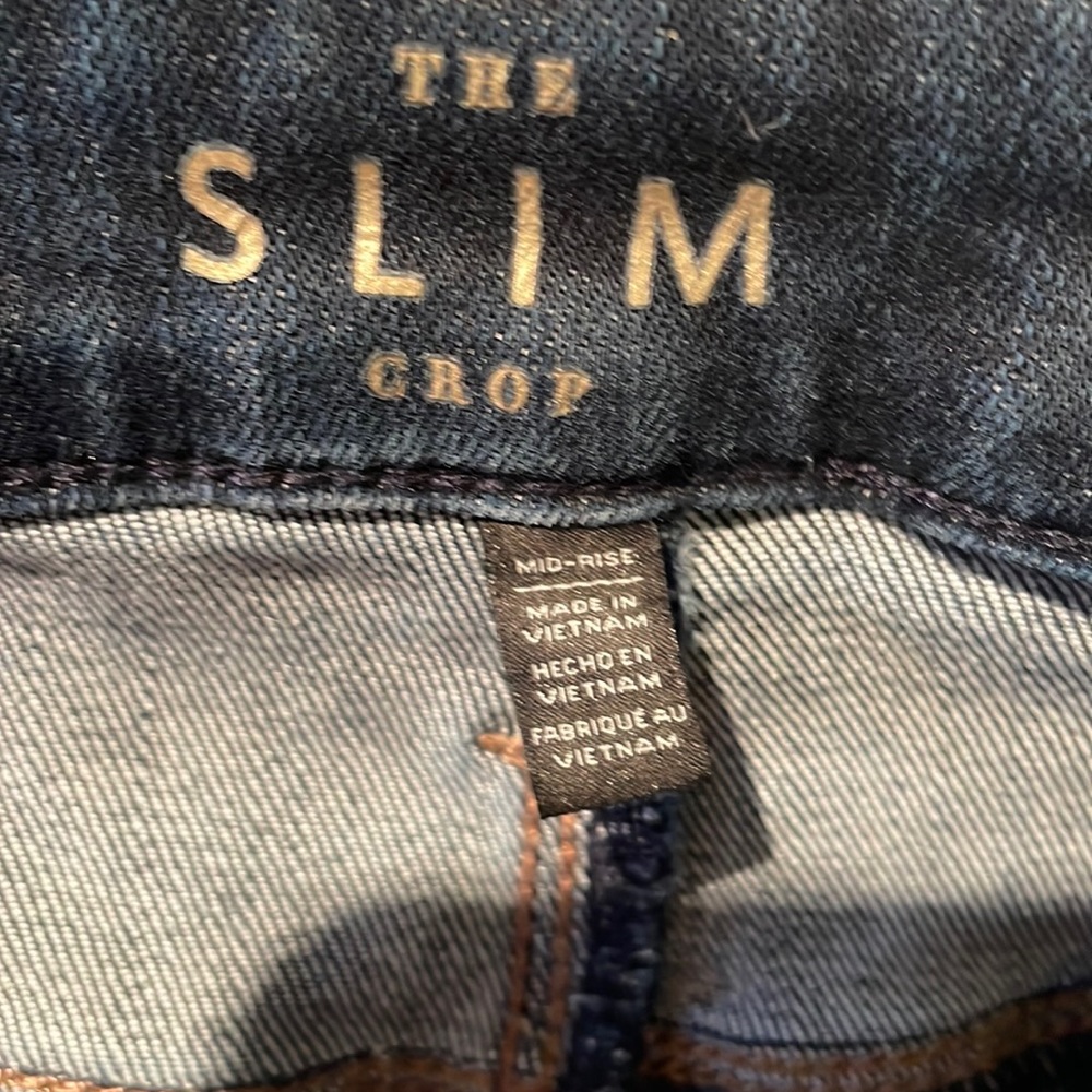 White House Black Market mid rise slim crop.